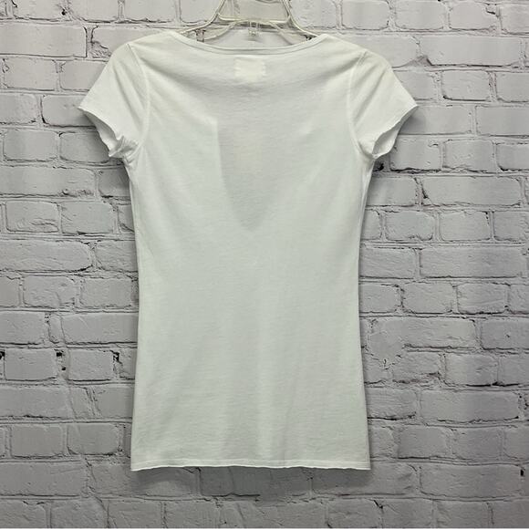 Abercrombie & Fitch Top Women's Size M White Low V-Neck Embroidered Summer Logo - Picture 8 of 9